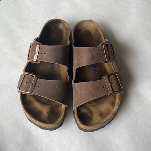 Birkenstock size 38 narrow/medium width
